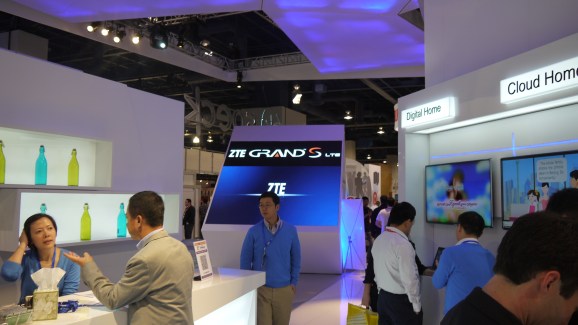 CES 2013 : Prise en main du ZTE Grand S LTE (4G)