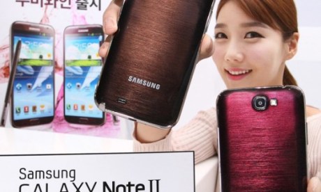 Samsung annonce les Galaxy Note II Amber Brown et Ruby Wine
