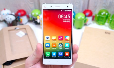 Le Xiaomi Mi 4 certifié aux États-Unis, un pas de plus vers une...