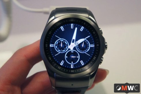Prise en main LG Watch Urbane LTE, l’ultra-complète sans Android Wear