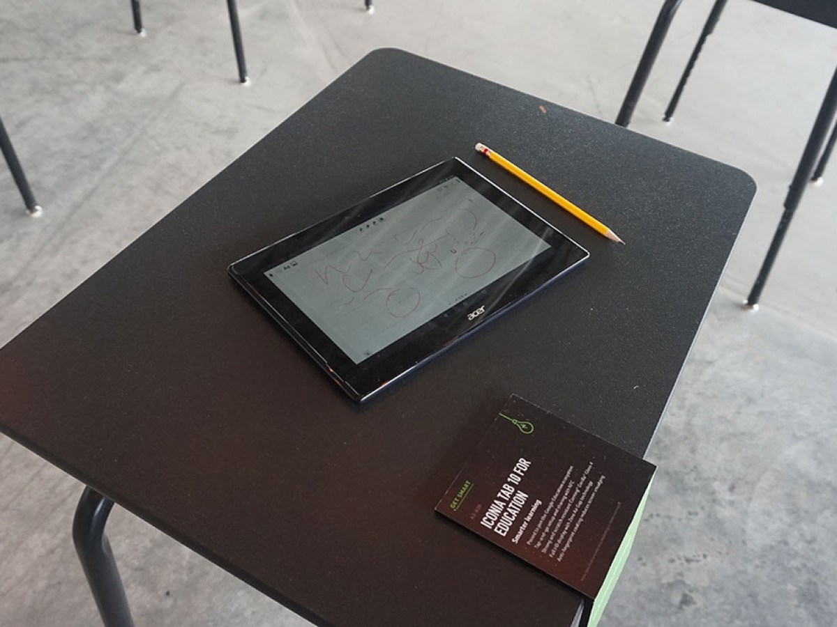 Prise en main de l'Acer Iconia Tab 10 au design renouvelé