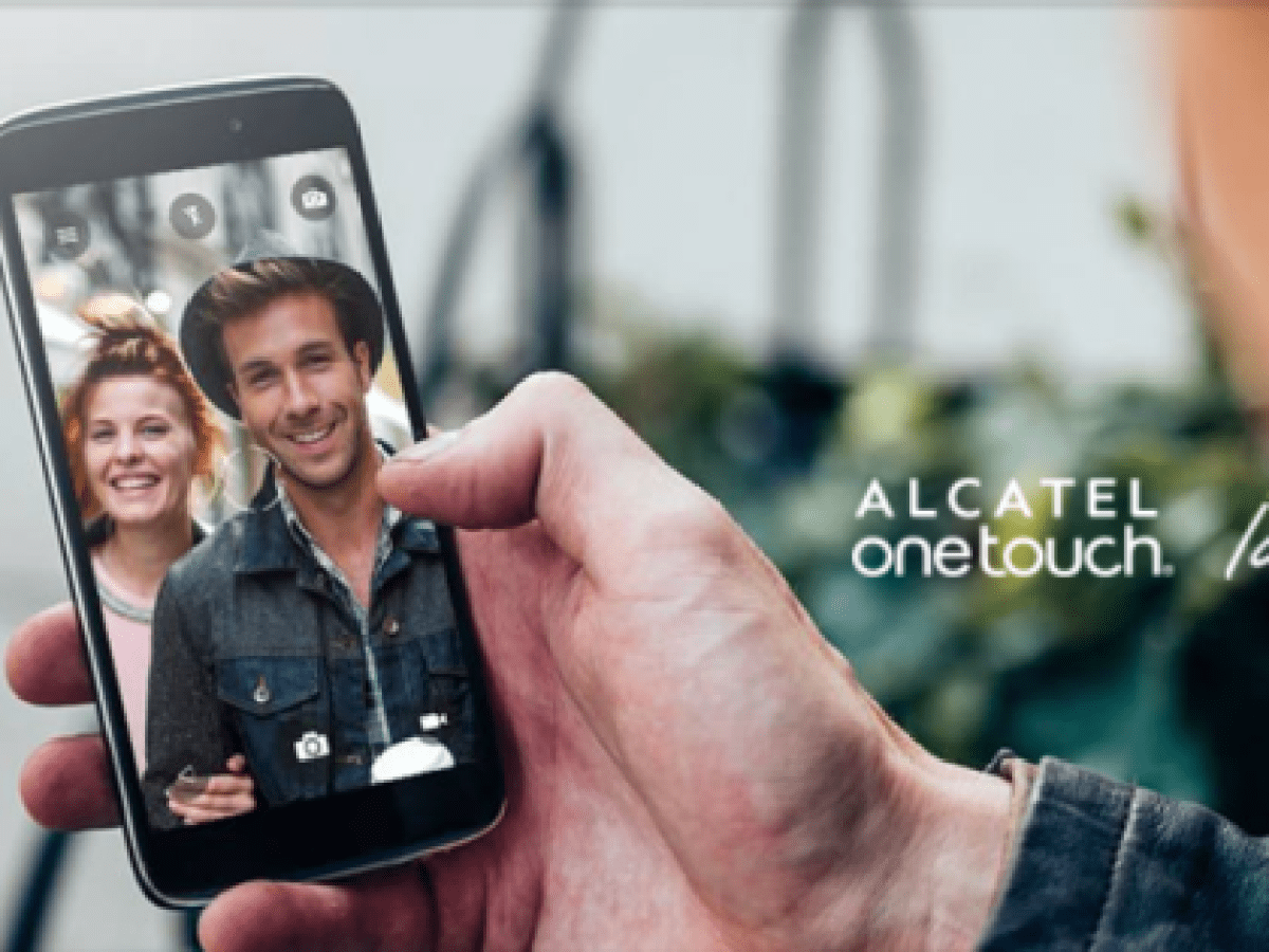 Rush de Noël Amazon : Alcatel OneTouch Idol 3 et SmartWatch 2 de Sony en promo