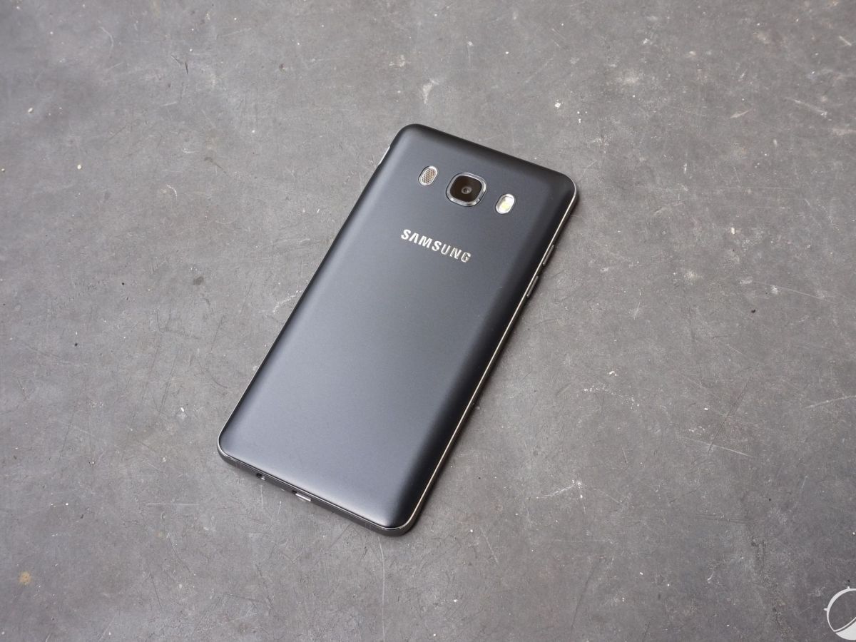 Samsung Galaxy J5 (2016) : le test vidéo de la rédaction