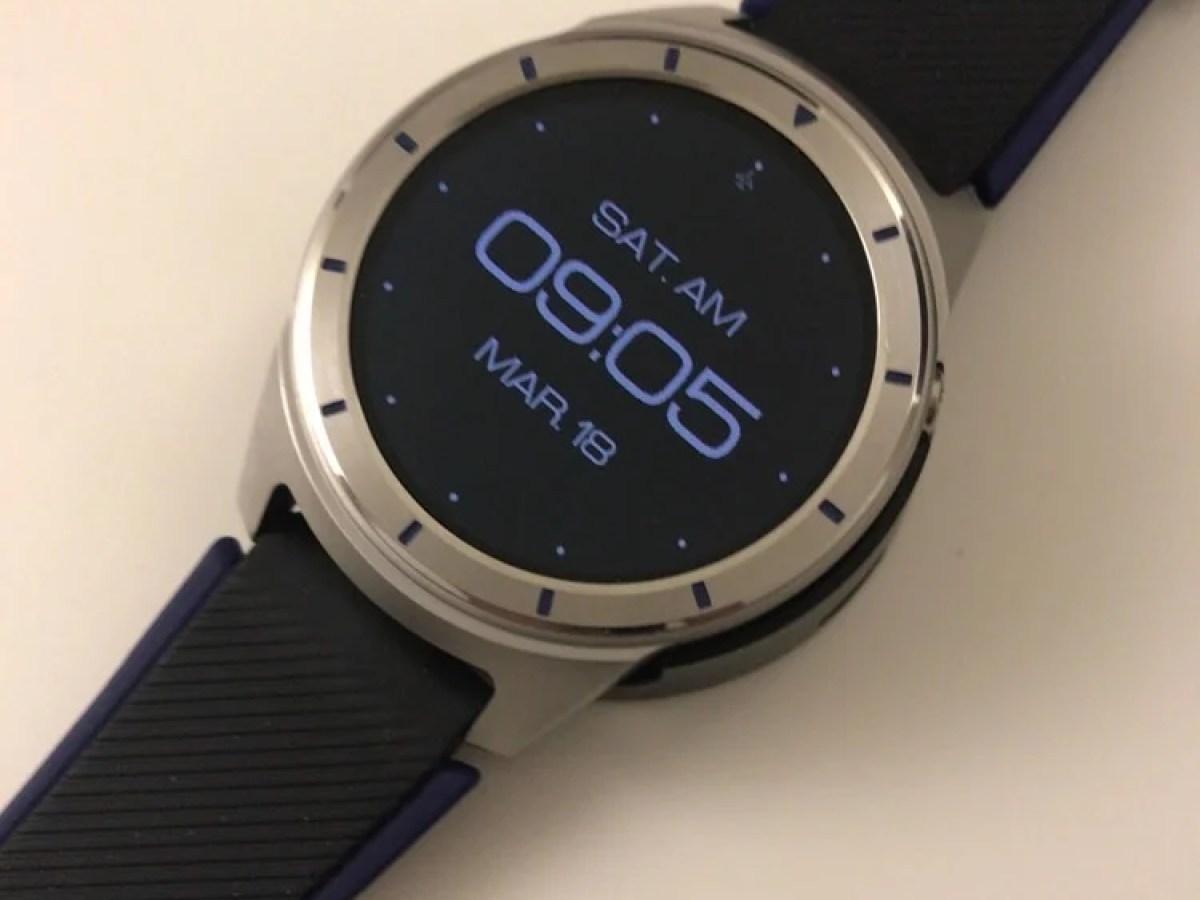 ZTE Quartz, une montre connectée lambda sous Android Wear