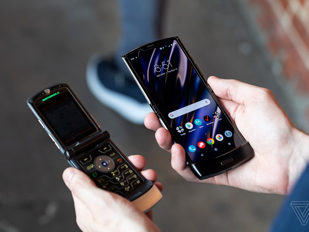 Motorola RAZR : un smartphone pliable ambitieux mais trop faible d’après la presse américaine