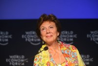 La Commission européenne veut promouvoir et réguler le cloud