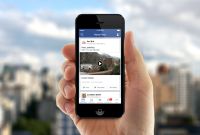 Moins bleu, plus rond : Facebook dévoile le nouveau design de son application