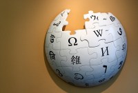 Rancunier ? Orange critique le nombre d'erreurs dans Wikipedia