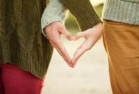 Sur les applis de rencontre, les relations à moyen ou long terme restent la...