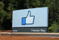 Google et Facebook lancent un « indicateur de confiance » contre les fake news