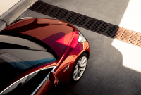 Tesla : malgré les accidents et les consignes, certains continuent de faire n'importe quoi...