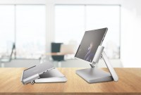 Ce dock transforme une Surface Pro en mini Surface Studio