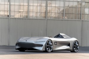 Prototype 10 : Infiniti dévoile une voiture électrique au design très... audacieux