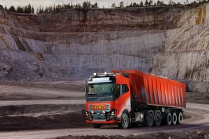 En 2019, les camions autonomes de Volvo vont opérer seuls d'une carrière à un...
