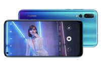 Huawei Nova 4 a un trou dans l'écran : la nouvelle mode des smartphones...