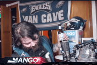 Twitch a banni temporairement un joueur pro parce qu'il buvait trop d'alcool pendant ses...