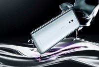 « Un aperçu du futur » : le téléphone sans port ni bouton de...