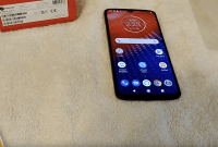 Quand Amazon expédie un téléphone Motorola qui n'a pas encore été annoncé