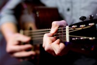 En conflit avec Genius, Google indique maintenant la source des paroles de chansons qu'il...