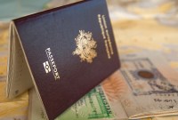 Éric Ciotti persiste et signe : il veut imposer la carte d’identité sur Facebook...