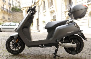 Test du scooter électrique LVE S5 : l'autonomie vaut-elle le coût ?