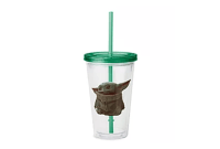 Disney commence à vendre du merch « Baby Yoda » et il est déprimant