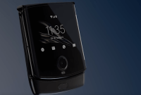 « Les bosses et aspérités sont normales » : pour son Razr pliable, Motorola...