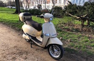 Test du scooter électrique Rider 5000 : rapide et furieux, mais avec du style