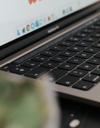 MacBook Pro M1, MacBook Air M1, MacBook Pro 16 : quel ordinateur Apple choisir fin 2020 ?