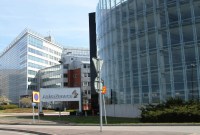 Coronavirus : pourquoi les essais du vaccin prometteur d'AstraZeneca sont mis en pause