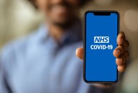 Les Anglais adoptent massivement leur app de traçage, mais sera-t-elle efficace ?