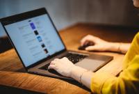 Keylogger, enregistrement audio : votre employeur a-t-il le droit de vous surveiller en télétravail...