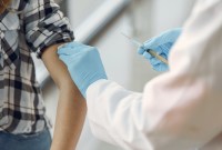 Coronavirus : combien de personnes devraient idéalement se faire vacciner ?