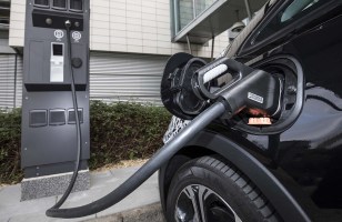 La Commission européenne donne le coup d'envoi d'un « Airbus des batteries »