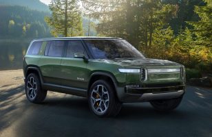 Rivian repousse la sortie de son SUV et de son pickup électriques