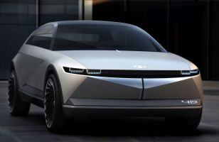 Le concept électrique « 45 » d'Hyundai rend hommage au Pony Coupé de 1974
