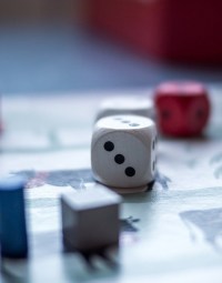 5 petits jeux de société à glisser dans la valise des vacances