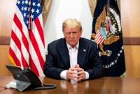 Facebook et Twitter rejettent les propos mensongers de Trump sur la grippe et le coronavirus