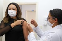 La vaccination complète réduit de moitié les risques de covid long