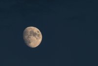 Pourquoi la Lune semble-t-elle plus grosse près de l'horizon ? La science n'a pas...