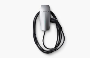 Tesla lance un nouveau chargeur pour la maison compatible avec toutes les voitures électriques