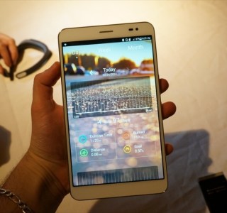 Prise en main du Huawei MediaPad X1, une phablette hors-norme