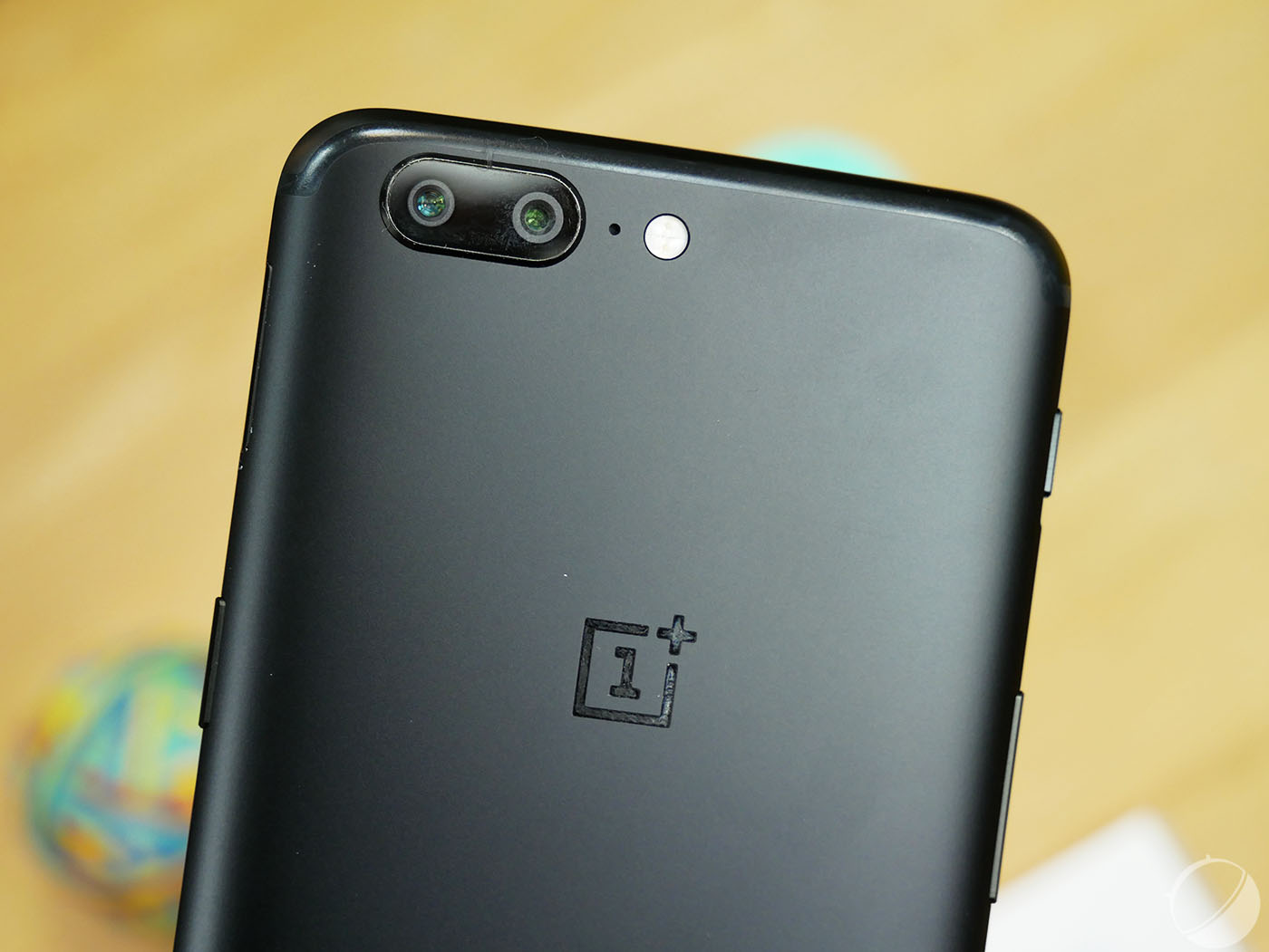 OnePlus 5 : prix, fiche technique, test et actualité - Smartphones ...
