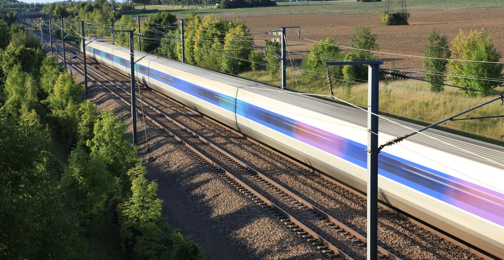 Orange loin devant, si vous prenez souvent le TGV ou l’Eurostar
