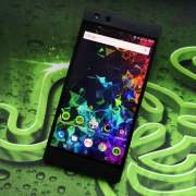 Prise en main du Razer Phone 2 : le « flagship gaming » corrige ses gros défauts