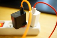 Quick Charge, Fast Charge, Warp Charge, USB PD… tout savoir sur la charge rapide sur smartphone