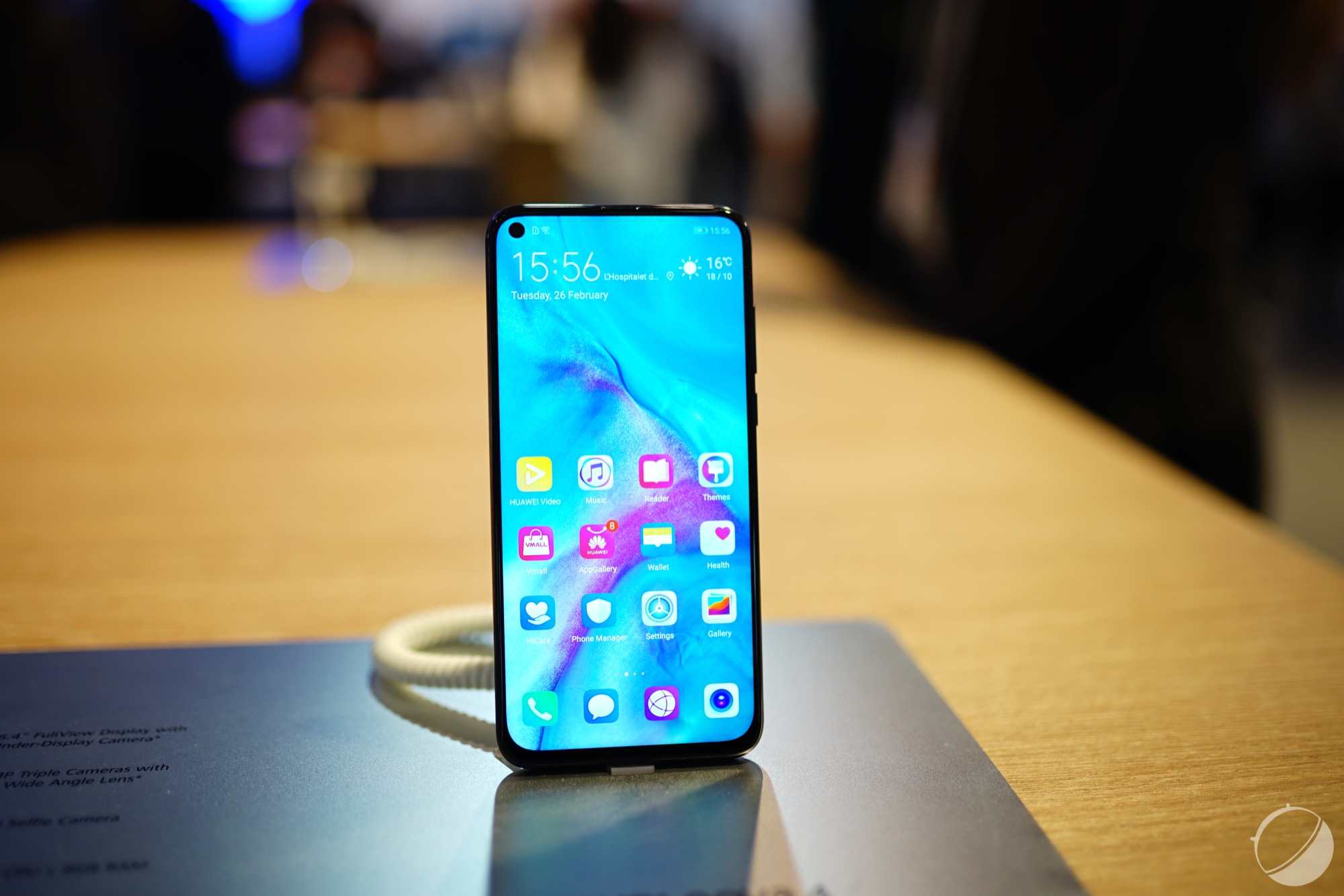 Huawei Nova 4 : prix, fiche technique, test et actualité - Smartphones ...