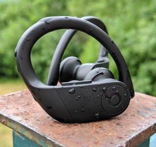 Beats Powerbeats Pro : les écouteurs sans fils pour sportifs sont moins chers chez Amazon