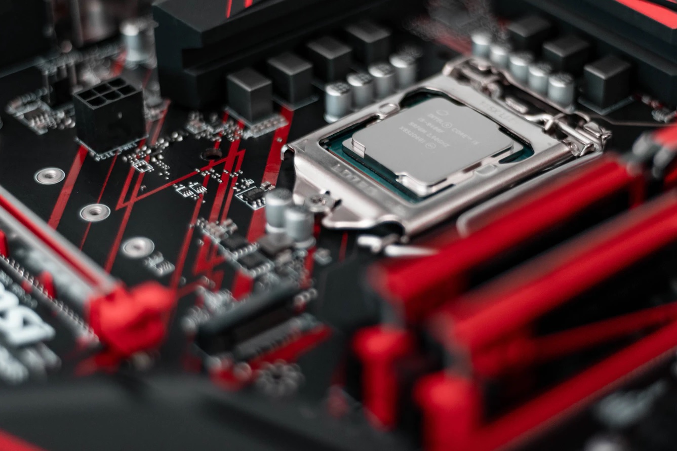 Intel : testé avant l’heure, le Core i7-11700K traîne la patte face à AMD