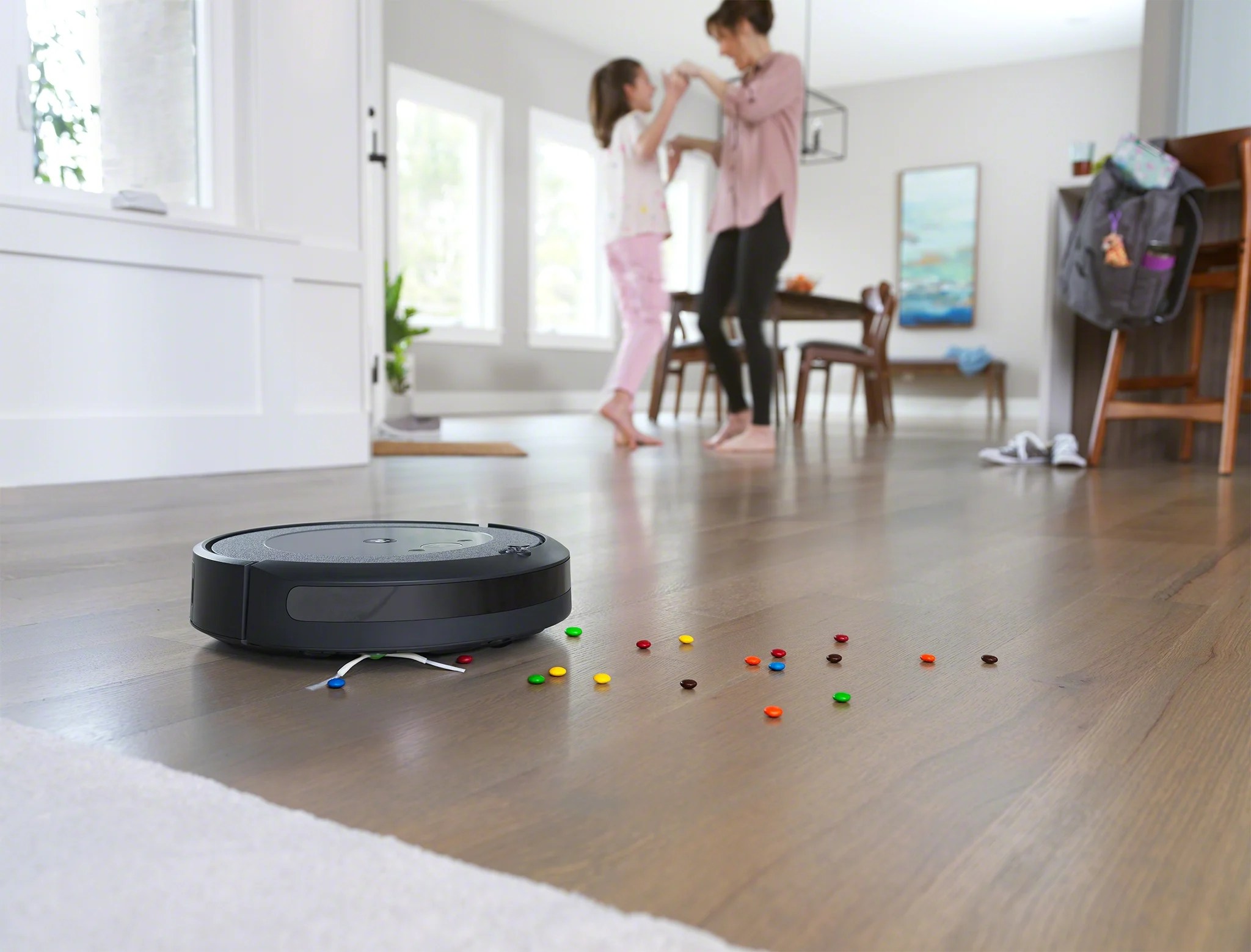 Aspirateur-robot Roomba i3+ officialisé : un prix abordable, mais à une condition